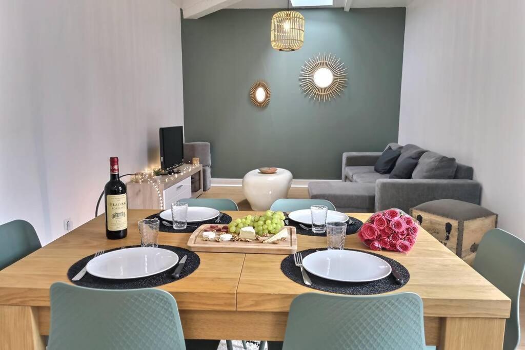 Le Beau Lieu # Hyper Centre # Proche Des Quais Apartment Cognac Bagian luar foto